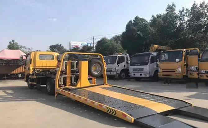 修文汽车中途维修案例